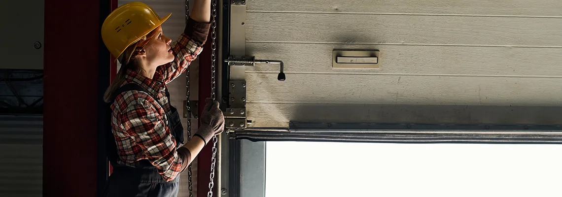 Overhead Garage Door Technician in The Hammocks